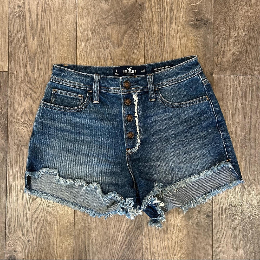 Lightly used Hollister Shorts